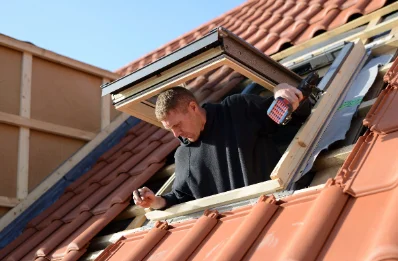 Pose de fenêtres de toit Velux à Gamarthe